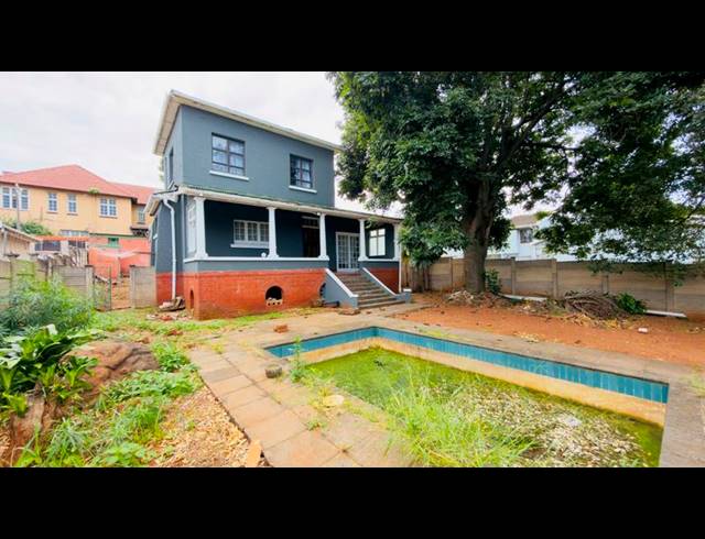 5 BEDROOM HOUSE FOR SALE IN UMBILO
